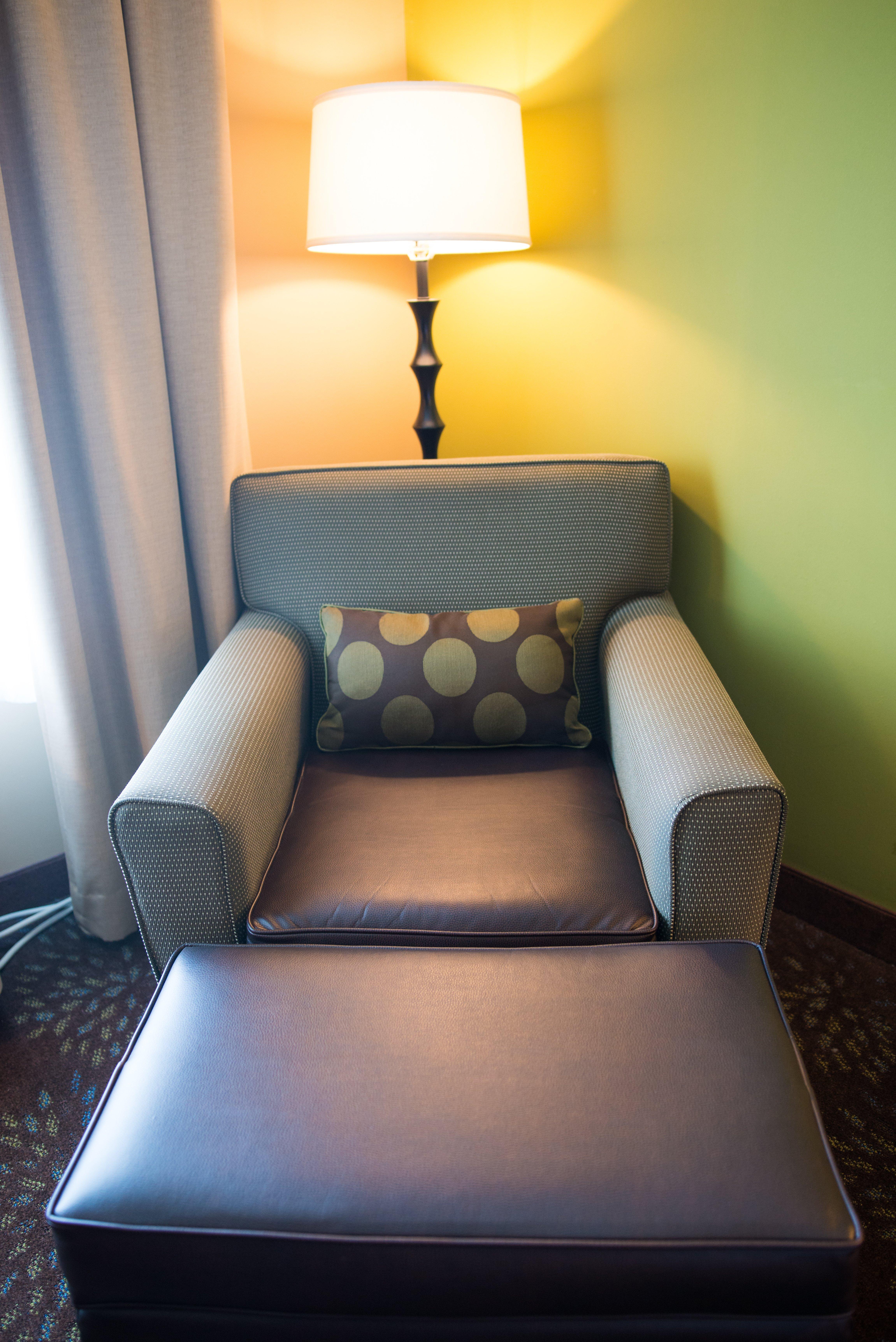 Holiday Inn Express & Suites Northwood By Ihg Silver Lake Exterior photo